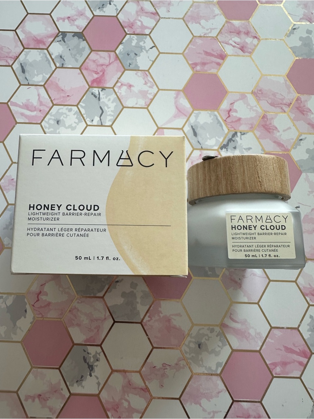 Farmacy Honey Cloud Lightweight Barrier Repair Moisturizer